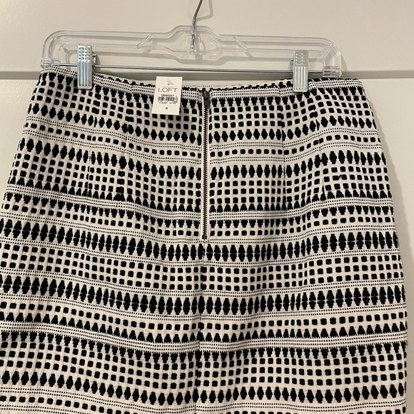 Loft Pencil Skirt - Picture 2 of 2